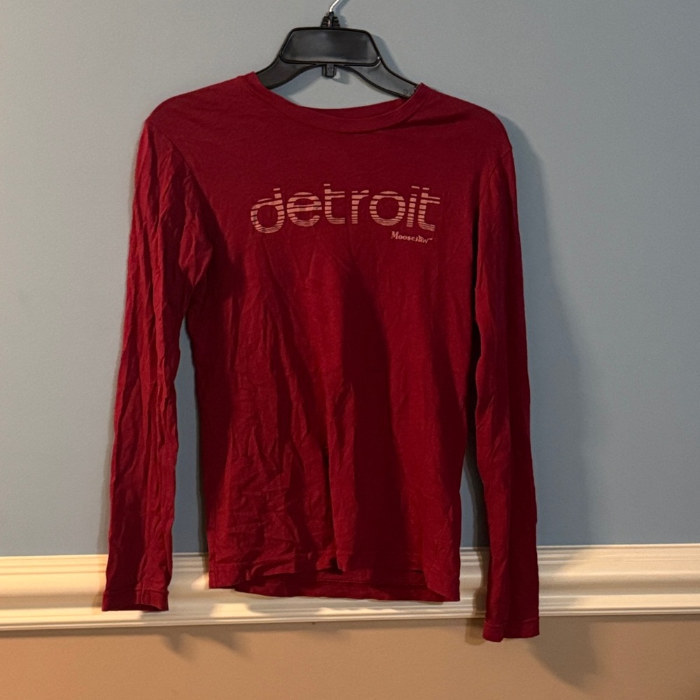 Women’s Moosejaw Long Sleeve Detroit Shirt size Small